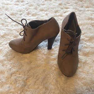 Aldo ankle boots heeled, suede, sz 37